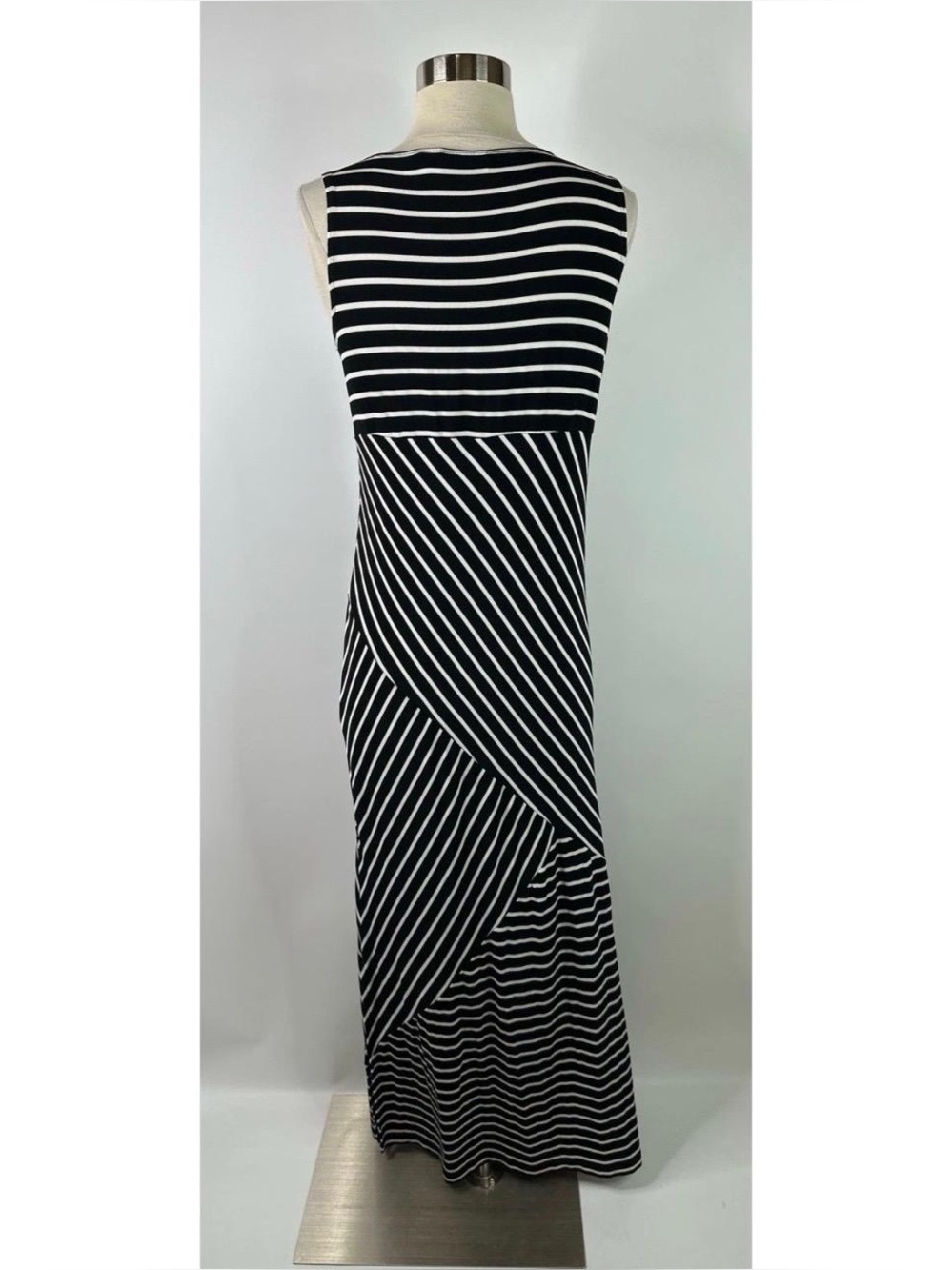 Chicos Travelers Striped Casual Maxi Sleeveless Dress